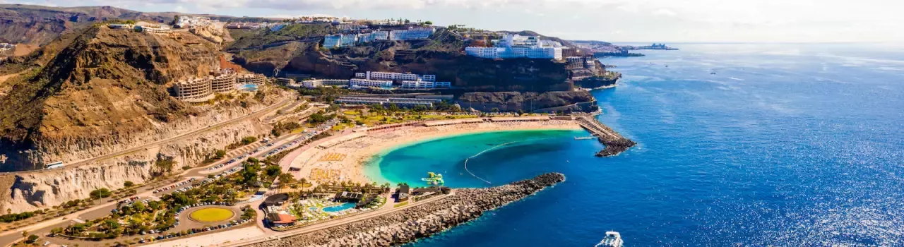 Playa de Amadores